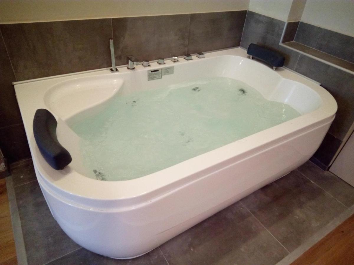 Family Luxury Apartment Chania  Ngoại thất bức ảnh